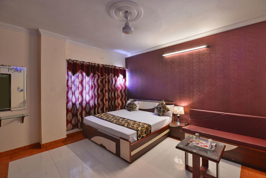 Hotel New Mg Residency Амритсар Экстерьер фото